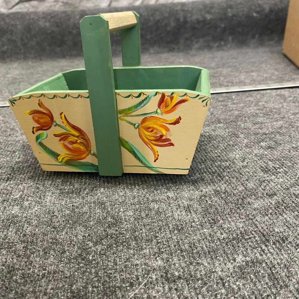 Bonnie Stout Hand Painted Wood Basket Floral Tulip Dragonfly Green Folk Art